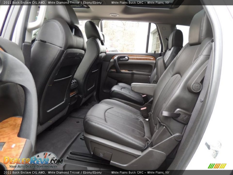 2011 Buick Enclave CXL AWD White Diamond Tricoat / Ebony/Ebony Photo #18