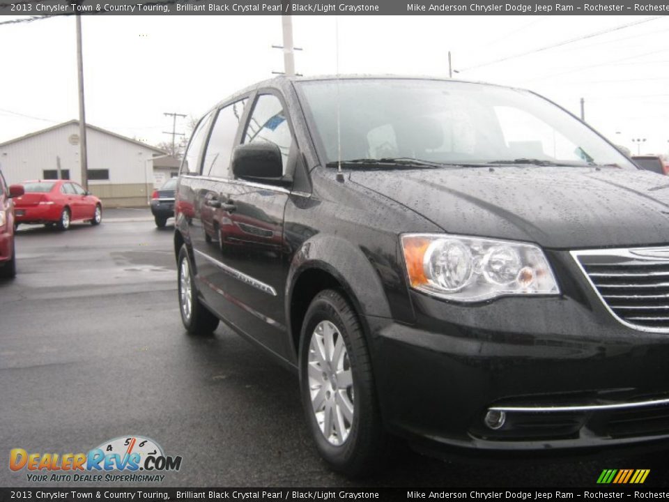 2013 Chrysler Town & Country Touring Brilliant Black Crystal Pearl / Black/Light Graystone Photo #2