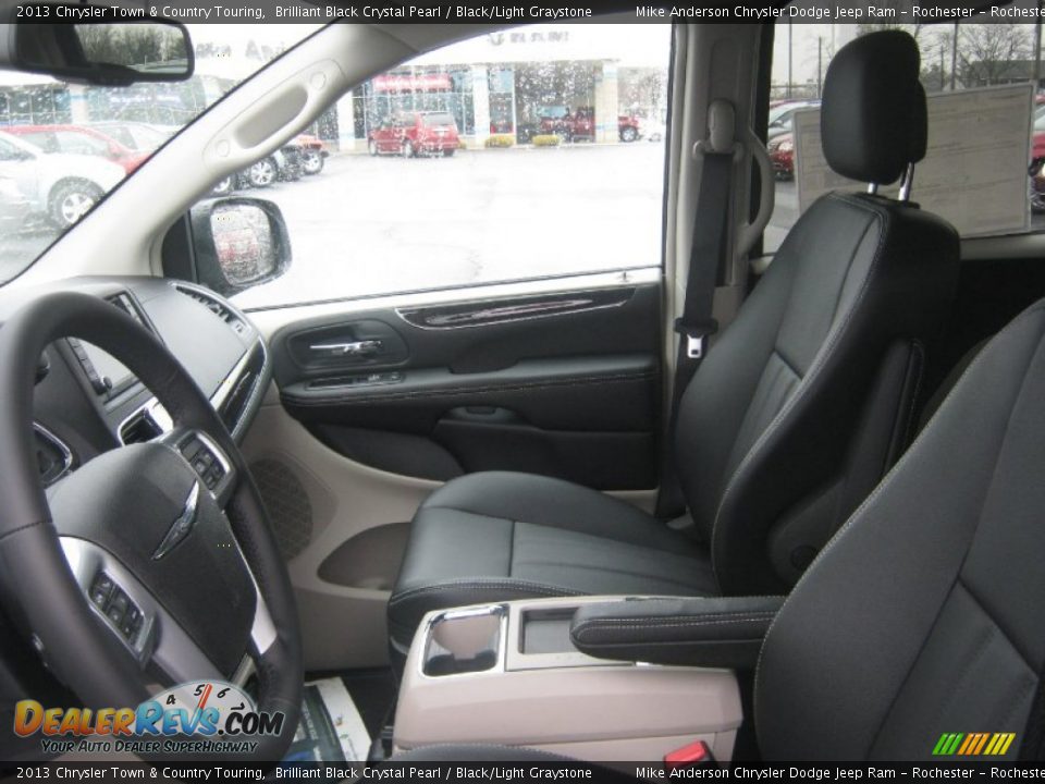 2013 Chrysler Town & Country Touring Brilliant Black Crystal Pearl / Black/Light Graystone Photo #11