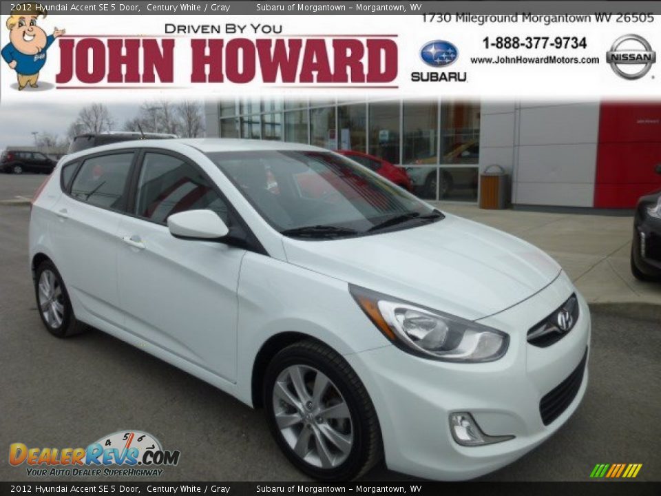 2012 Hyundai Accent SE 5 Door Century White / Gray Photo #1