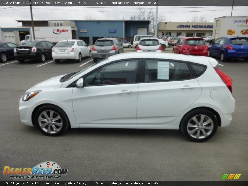 2012 Hyundai Accent SE 5 Door Century White / Gray Photo #8