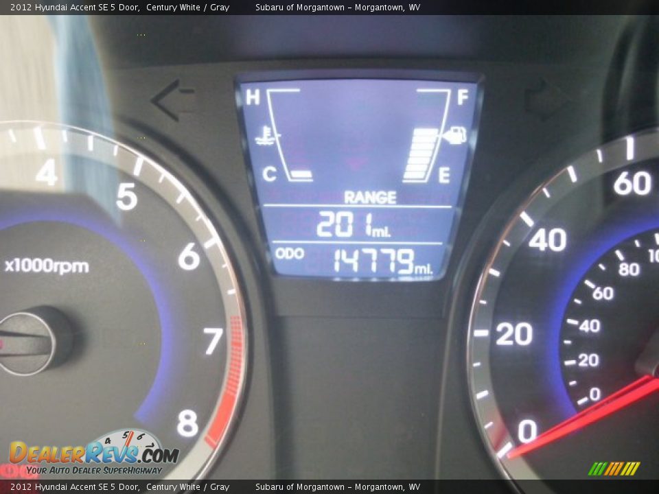 2012 Hyundai Accent SE 5 Door Century White / Gray Photo #20