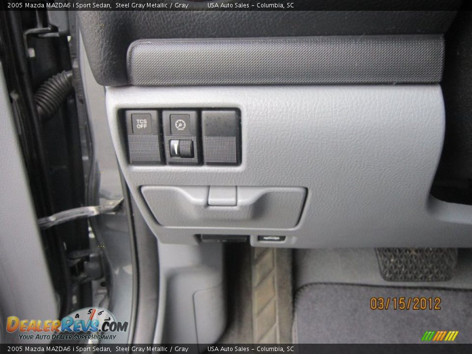 2005 Mazda MAZDA6 i Sport Sedan Steel Gray Metallic / Gray Photo #18