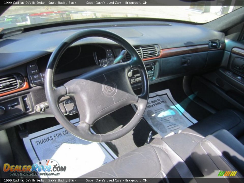 1999 Cadillac DeVille Sedan Sable Black / Black Photo #23
