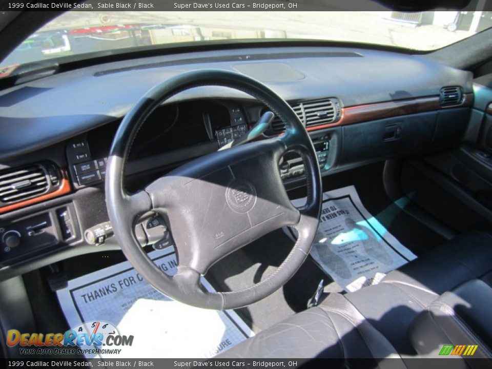 1999 Cadillac DeVille Sedan Sable Black / Black Photo #26