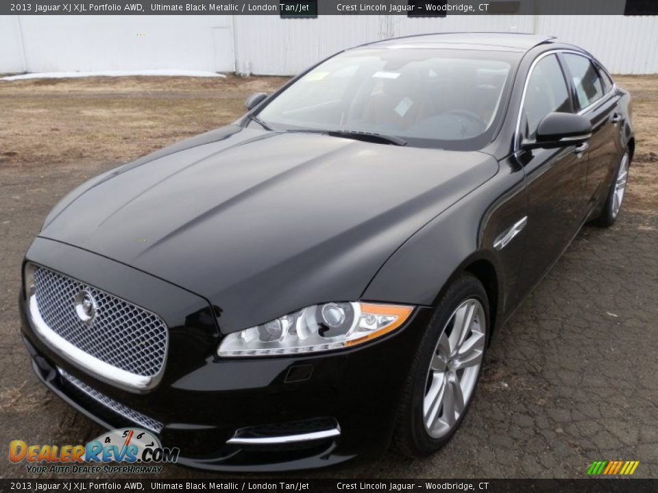 Front 3/4 View of 2013 Jaguar XJ XJL Portfolio AWD Photo #1