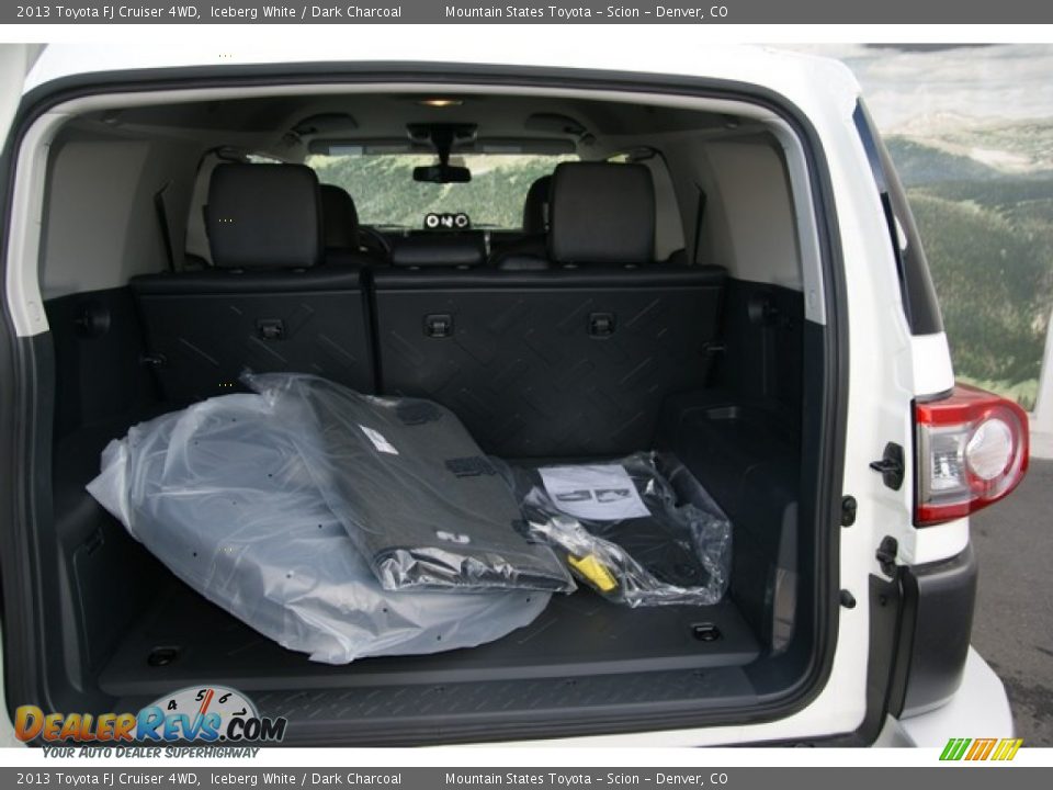 2013 Toyota FJ Cruiser 4WD Iceberg White / Dark Charcoal Photo #9