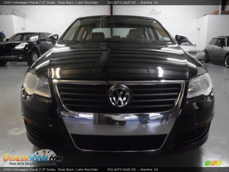 2006 Volkswagen Passat 2.0T Sedan Deep Black / Latte Macchiato Photo #2
