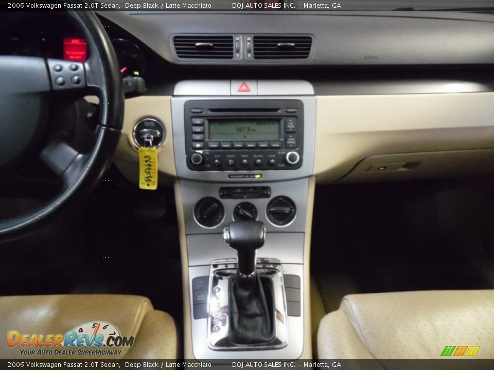 2006 Volkswagen Passat 2.0T Sedan Deep Black / Latte Macchiato Photo #8