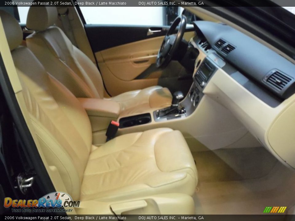 2006 Volkswagen Passat 2.0T Sedan Deep Black / Latte Macchiato Photo #22