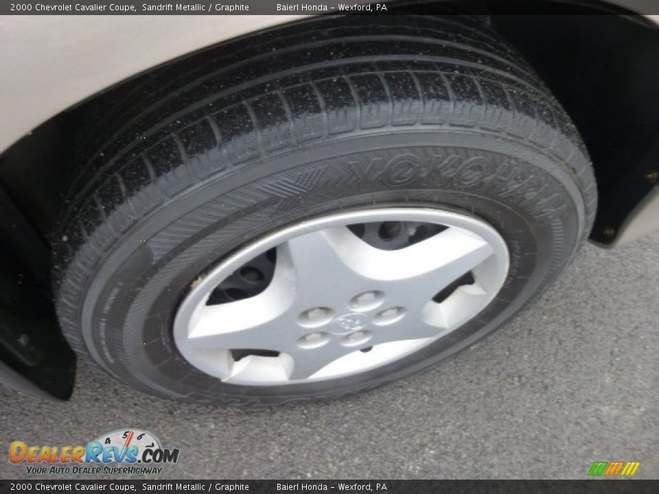 2000 Chevrolet Cavalier Coupe Sandrift Metallic / Graphite Photo #9