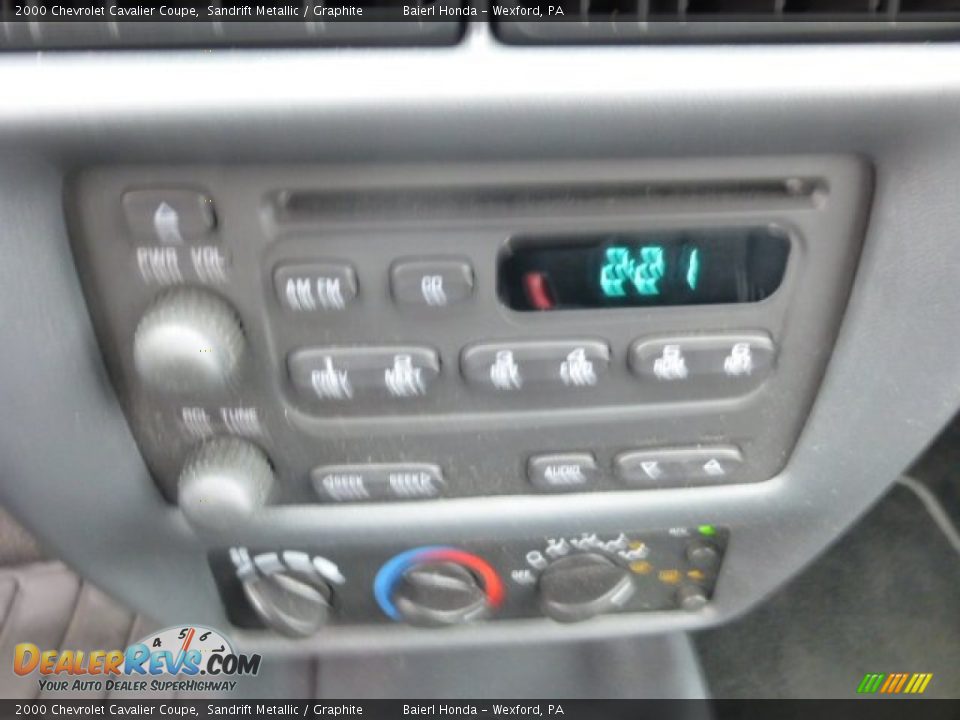 2000 Chevrolet Cavalier Coupe Sandrift Metallic / Graphite Photo #19