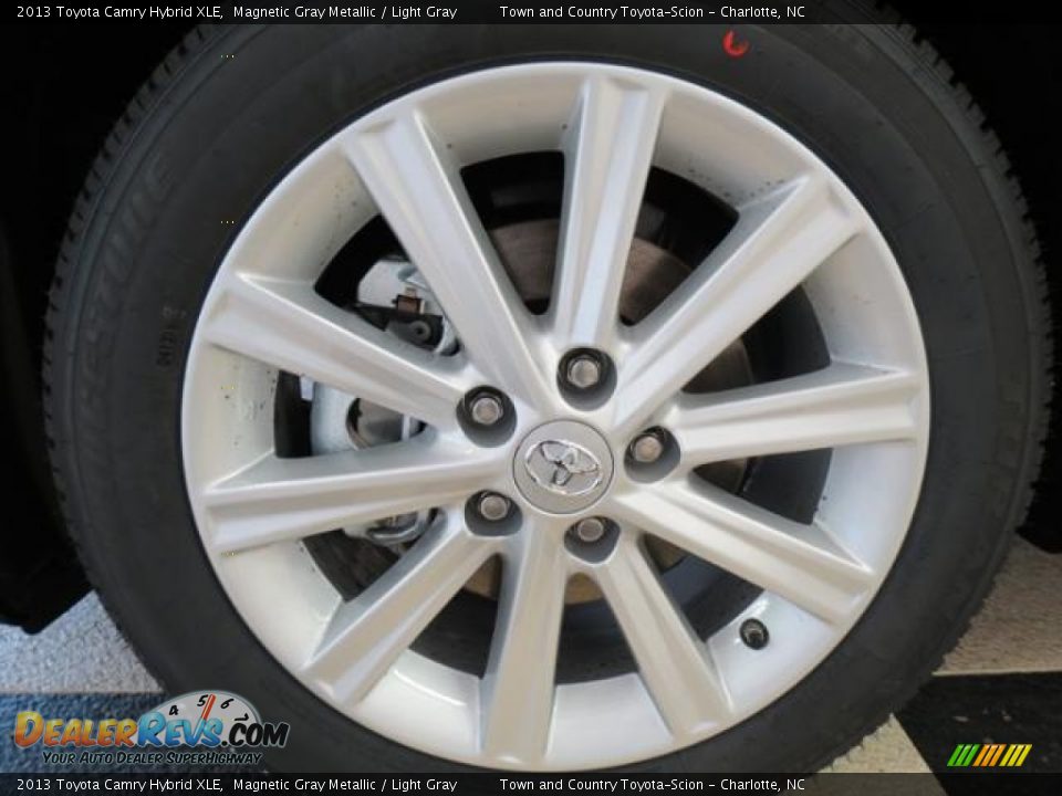 2013 Toyota Camry Hybrid XLE Magnetic Gray Metallic / Light Gray Photo #4