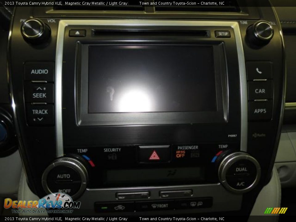 2013 Toyota Camry Hybrid XLE Magnetic Gray Metallic / Light Gray Photo #13