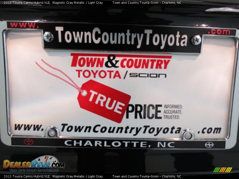 2013 Toyota Camry Hybrid XLE Magnetic Gray Metallic / Light Gray Photo #22