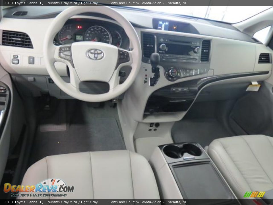 2013 Toyota Sienna LE Predawn Gray Mica / Light Gray Photo #5