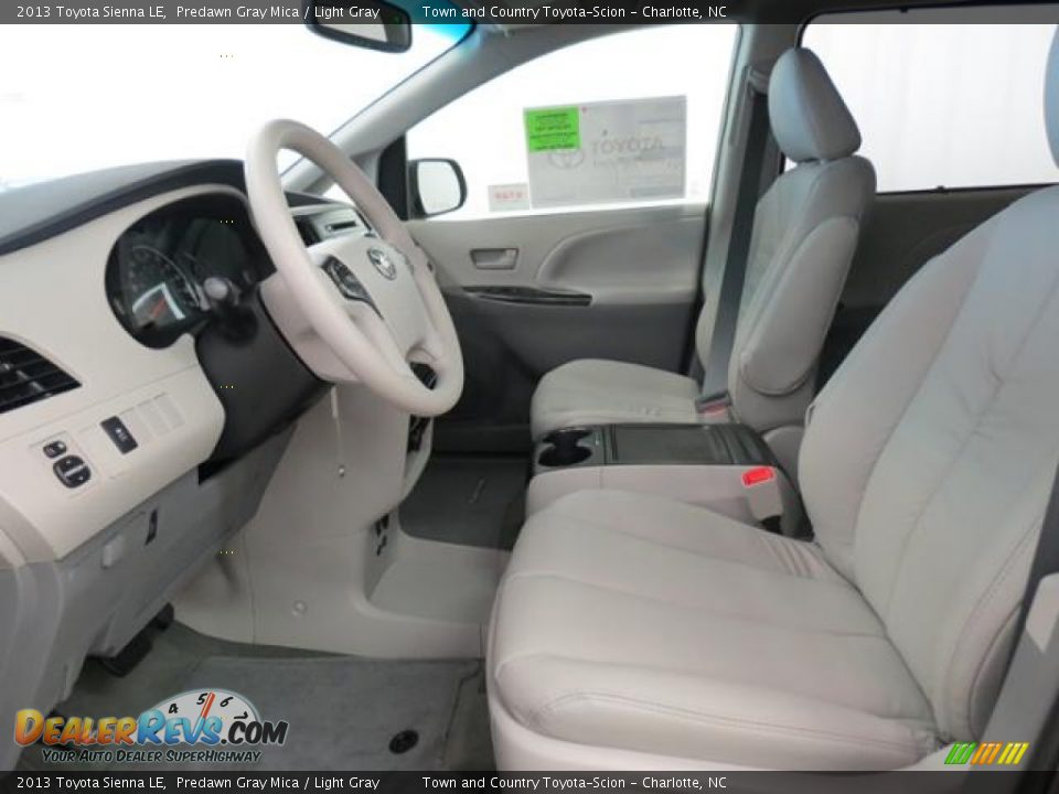 2013 Toyota Sienna LE Predawn Gray Mica / Light Gray Photo #7