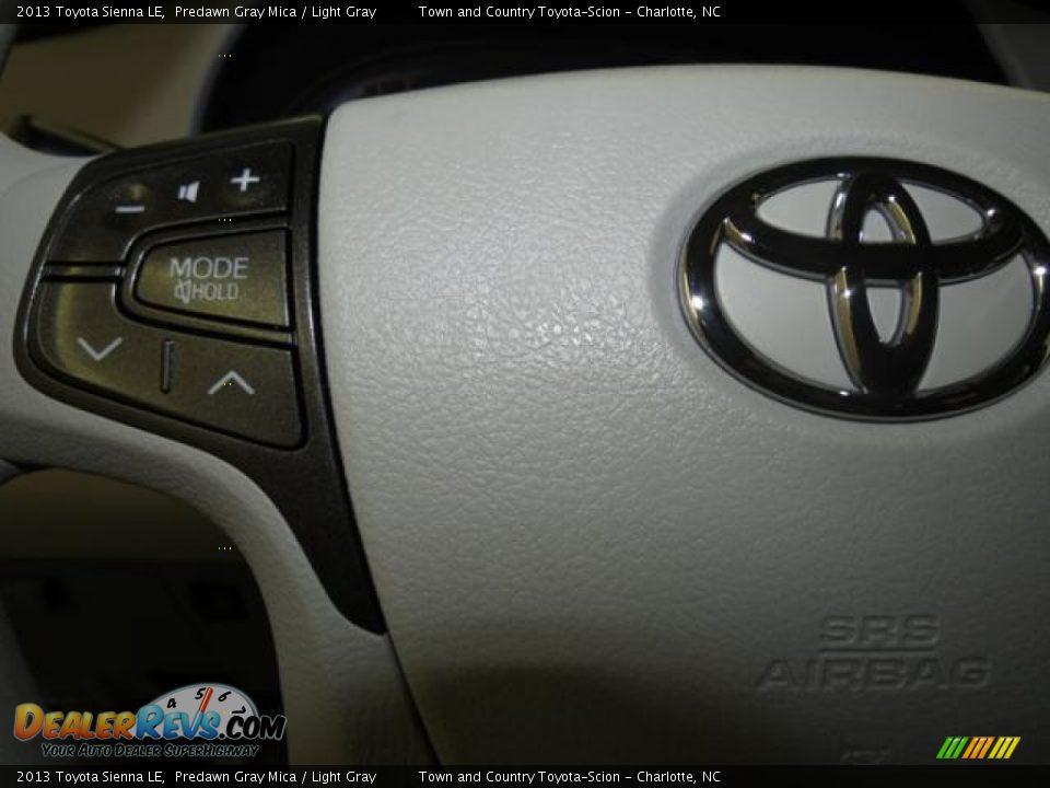 2013 Toyota Sienna LE Predawn Gray Mica / Light Gray Photo #13
