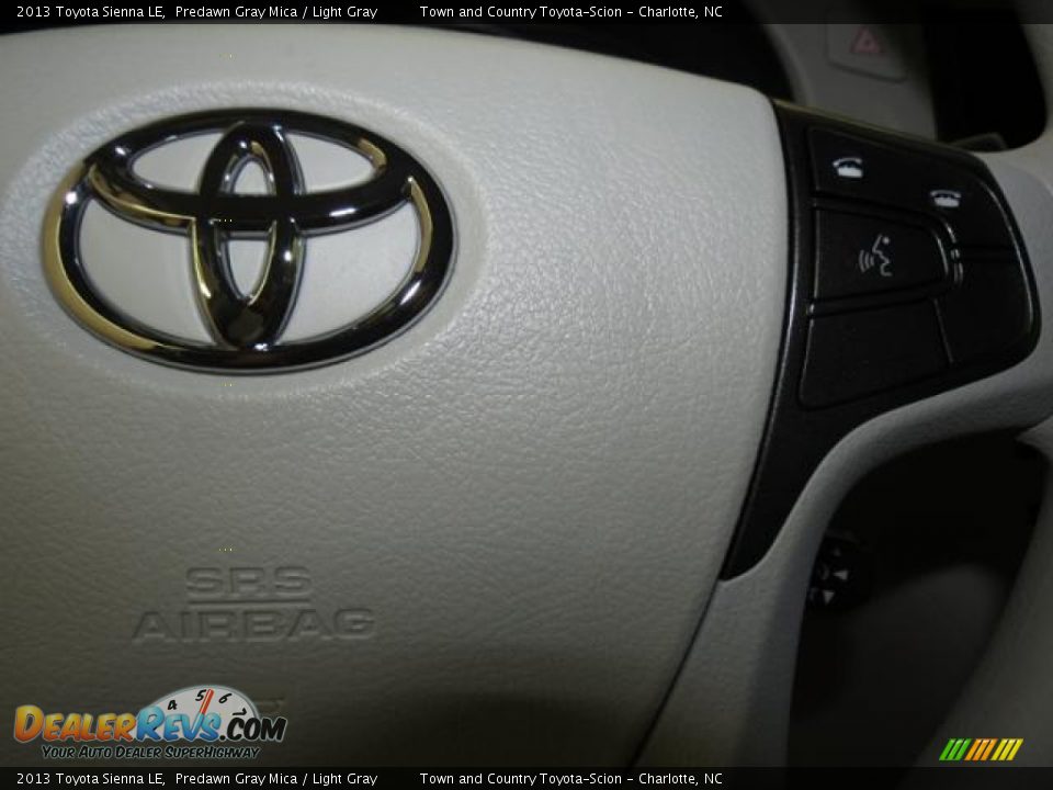 2013 Toyota Sienna LE Predawn Gray Mica / Light Gray Photo #14