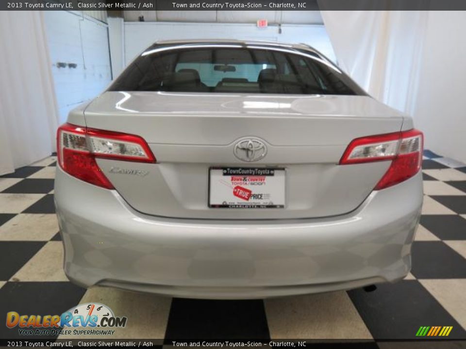 2013 Toyota Camry LE Classic Silver Metallic / Ash Photo #18