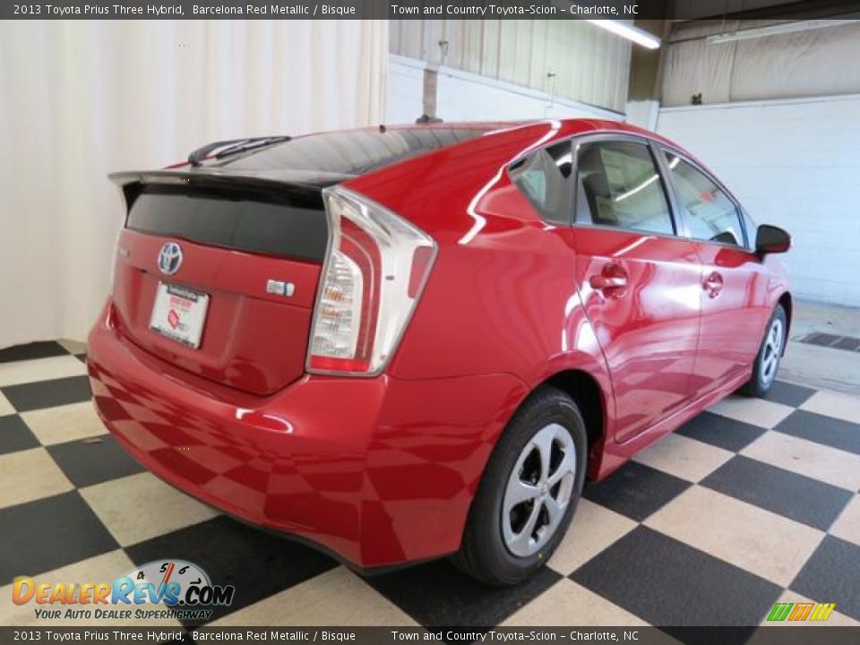 2013 Toyota Prius Three Hybrid Barcelona Red Metallic / Bisque Photo #17