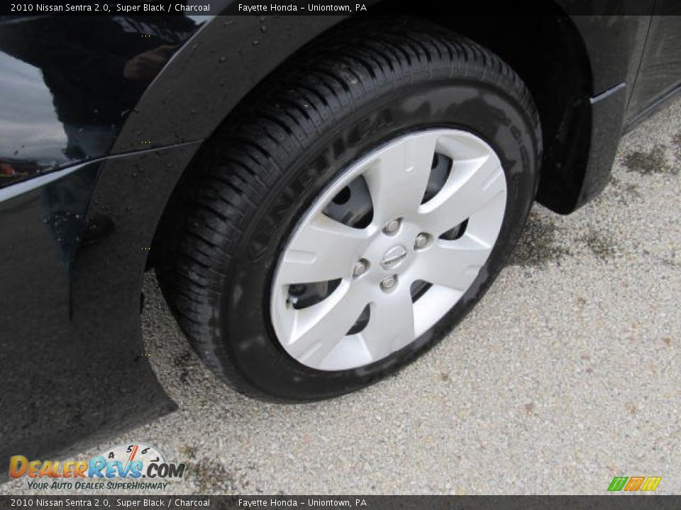 2010 Nissan Sentra 2.0 Super Black / Charcoal Photo #18