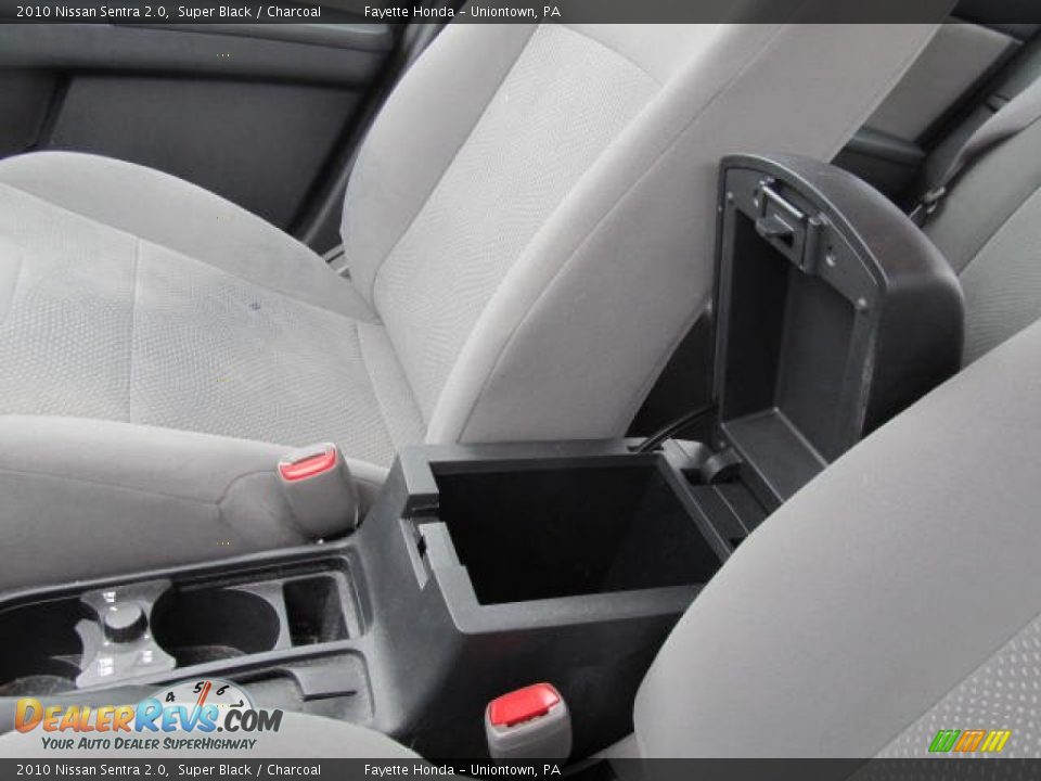 2010 Nissan Sentra 2.0 Super Black / Charcoal Photo #19