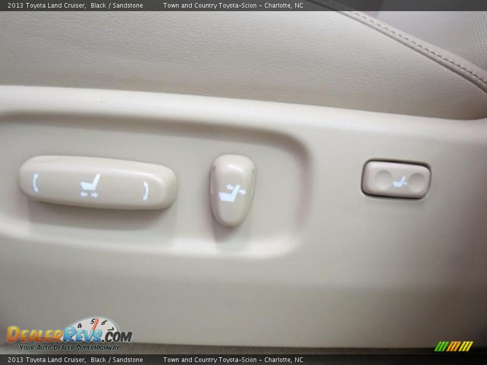 2013 Toyota Land Cruiser Black / Sandstone Photo #9
