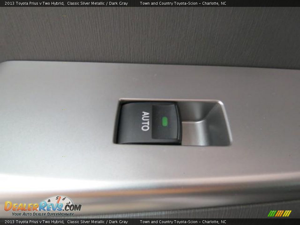 2013 Toyota Prius v Two Hybrid Classic Silver Metallic / Dark Gray Photo #7