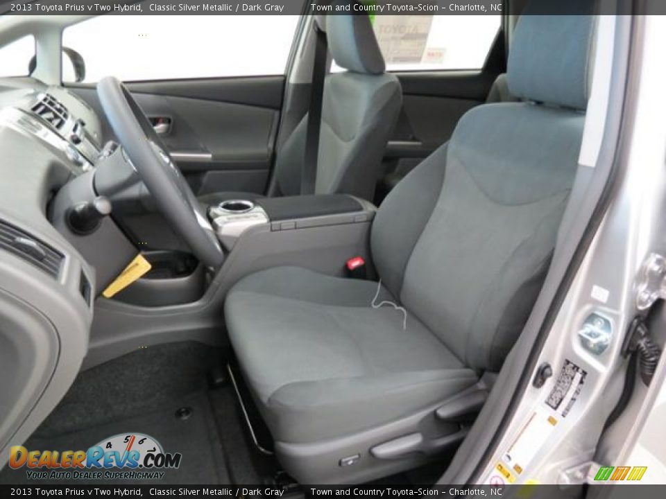 2013 Toyota Prius v Two Hybrid Classic Silver Metallic / Dark Gray Photo #8