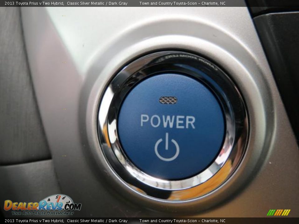 2013 Toyota Prius v Two Hybrid Classic Silver Metallic / Dark Gray Photo #16