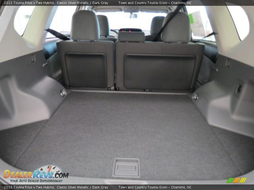 2013 Toyota Prius v Two Hybrid Classic Silver Metallic / Dark Gray Photo #17