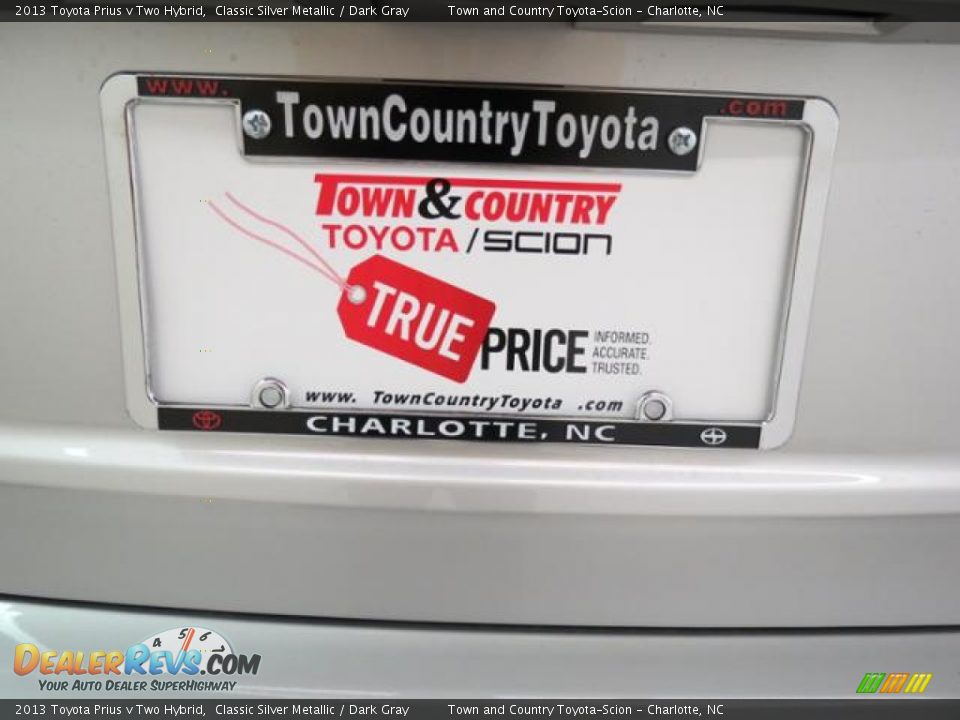 2013 Toyota Prius v Two Hybrid Classic Silver Metallic / Dark Gray Photo #22
