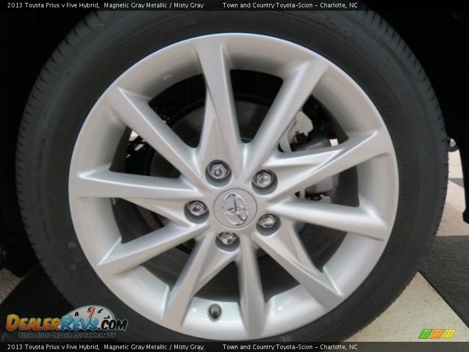 2013 Toyota Prius v Five Hybrid Magnetic Gray Metallic / Misty Gray Photo #4