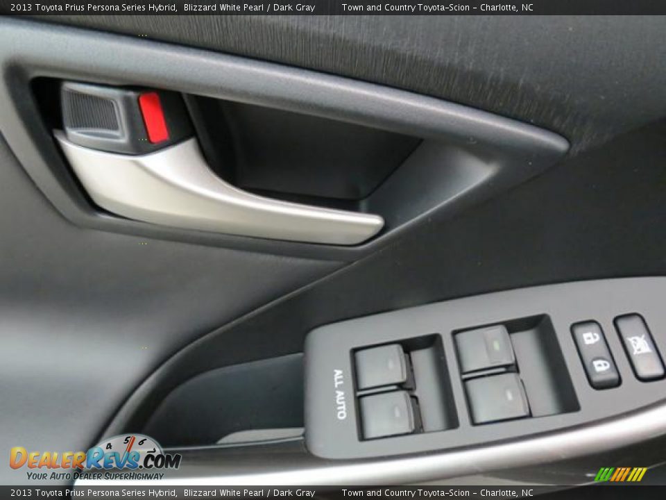 2013 Toyota Prius Persona Series Hybrid Blizzard White Pearl / Dark Gray Photo #10