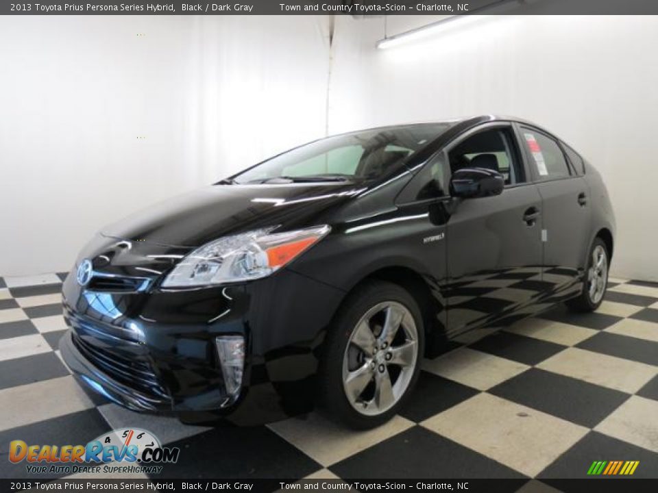 Front 3/4 View of 2013 Toyota Prius Persona Series Hybrid Photo #3