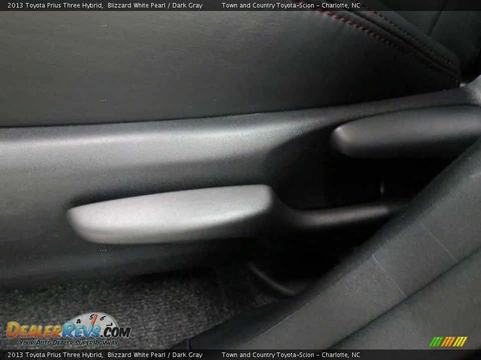 2013 Toyota Prius Three Hybrid Blizzard White Pearl / Dark Gray Photo #9