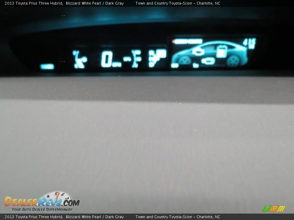 2013 Toyota Prius Three Hybrid Blizzard White Pearl / Dark Gray Photo #11