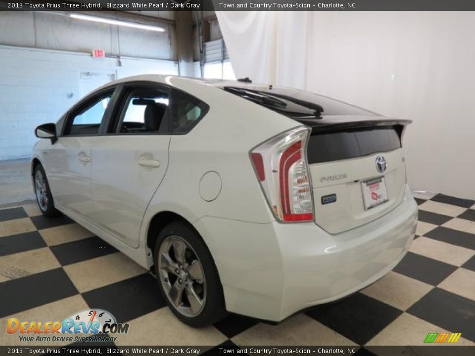 2013 Toyota Prius Three Hybrid Blizzard White Pearl / Dark Gray Photo #19