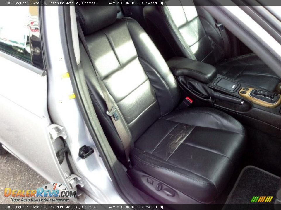 2002 Jaguar S-Type 3.0 Platinum Metallic / Charcoal Photo #21