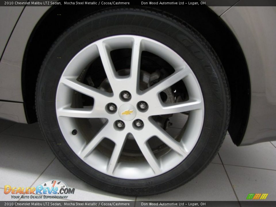 2010 Chevrolet Malibu LTZ Sedan Mocha Steel Metallic / Cocoa/Cashmere Photo #25