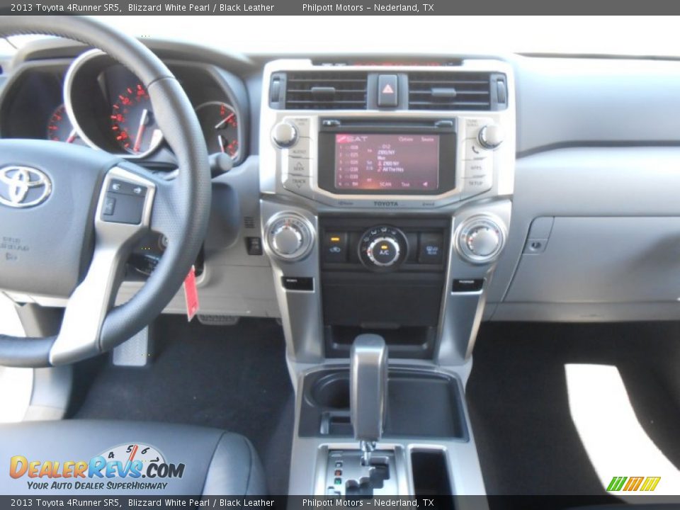 2013 Toyota 4Runner SR5 Blizzard White Pearl / Black Leather Photo #28