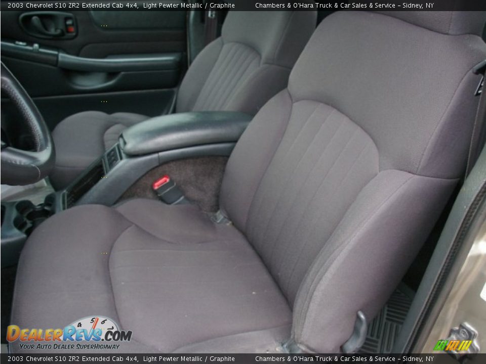 2003 Chevrolet S10 ZR2 Extended Cab 4x4 Light Pewter Metallic / Graphite Photo #2