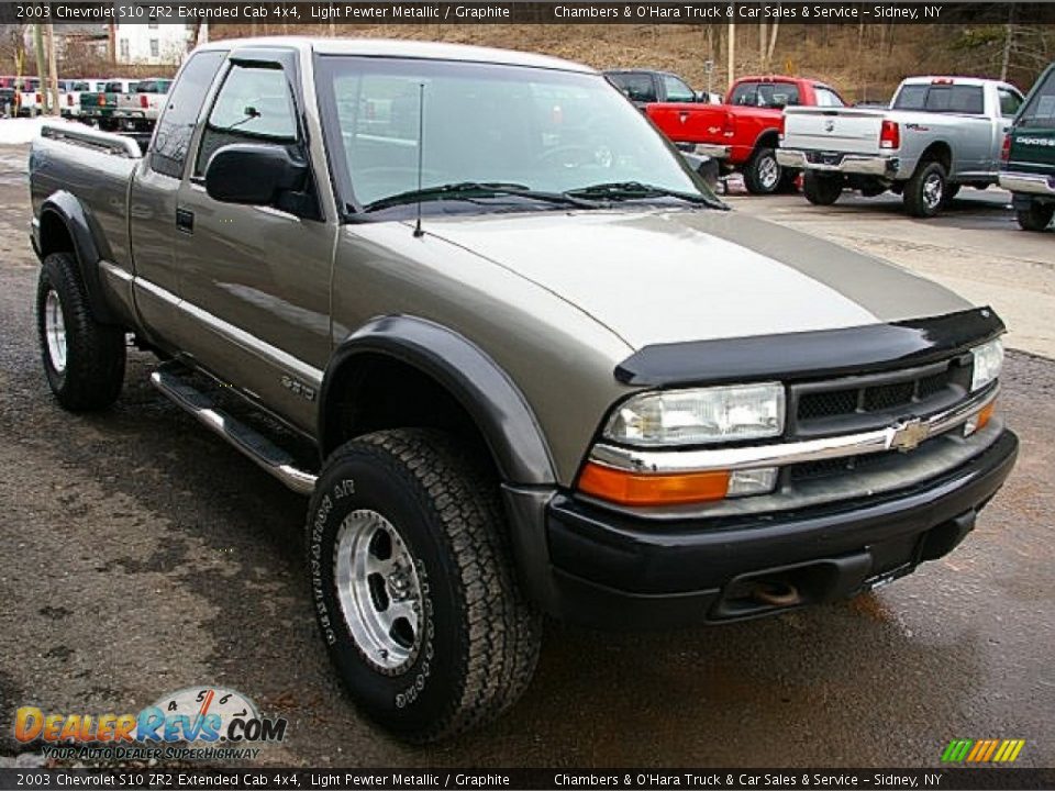 2003 Chevrolet S10 ZR2 Extended Cab 4x4 Light Pewter Metallic / Graphite Photo #8