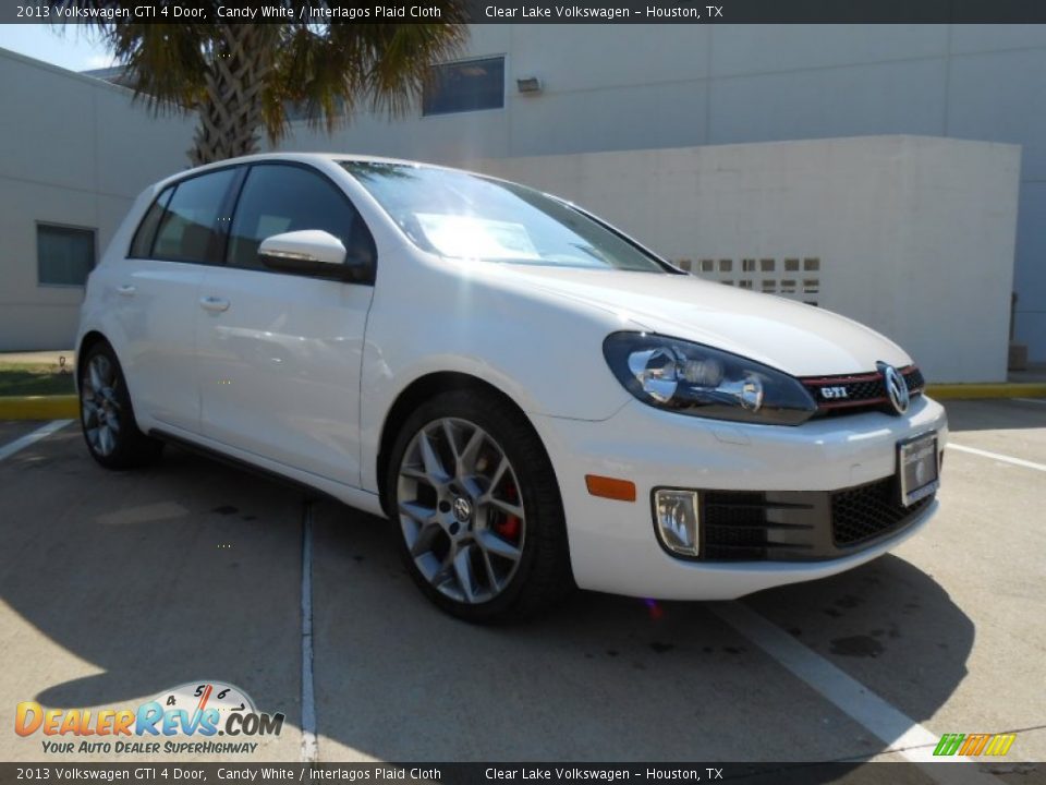 2013 Volkswagen GTI 4 Door Candy White / Interlagos Plaid Cloth Photo #1