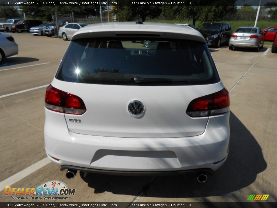 2013 Volkswagen GTI 4 Door Candy White / Interlagos Plaid Cloth Photo #6