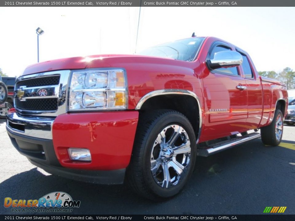 2011 Chevrolet Silverado 1500 LT Extended Cab Victory Red / Ebony Photo #3