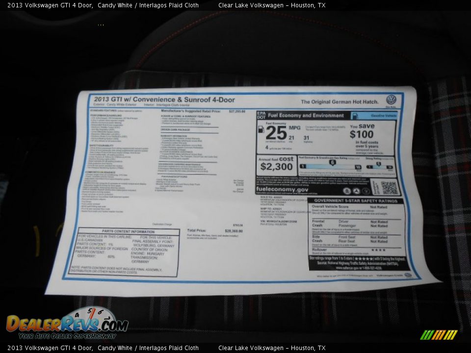 2013 Volkswagen GTI 4 Door Candy White / Interlagos Plaid Cloth Photo #19