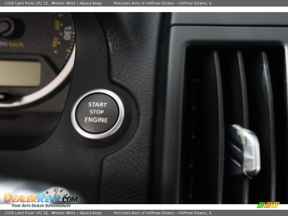 Controls of 2008 Land Rover LR2 SE Photo #21