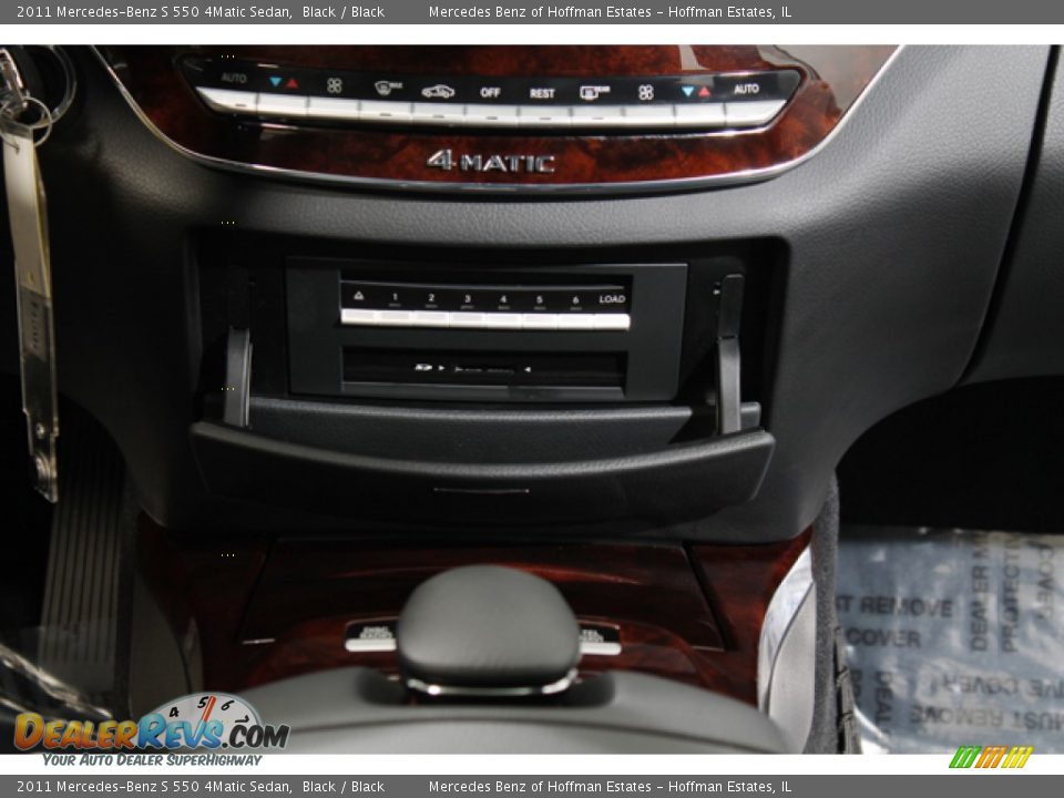 2011 Mercedes-Benz S 550 4Matic Sedan Black / Black Photo #11